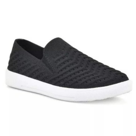 White Mountain Shoes - White Mountain Courage Slip-on Sneakers
